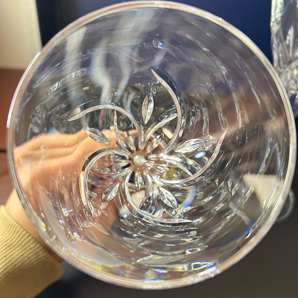 Waterford Merrill Crystal Goblet. 
 Wine Glass Set - Picture 3 of 6